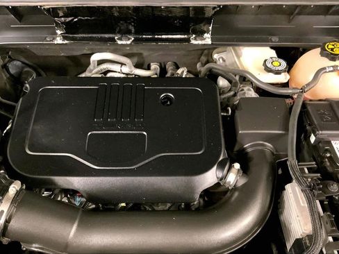 Used 2023 GMC Acadia Denali FWD image 10