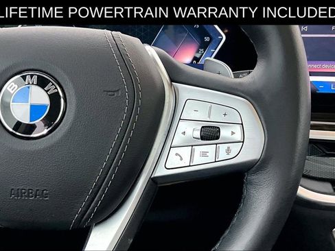 Used 2025 BMW X7 xDrive40i AWD/4WD image 27