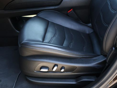 Certified 2023 Cadillac XT6 Sport w/ Platinum Package image 20