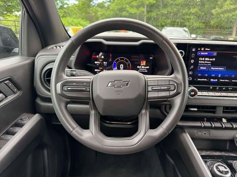 Used 2026 Chevrolet Colorado Trail Boss AWD/4WD image 21