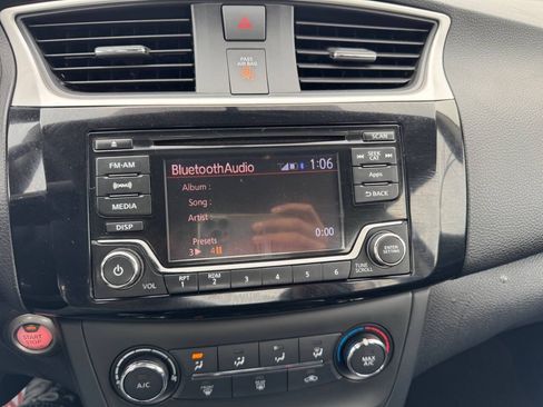 Used 2016 Nissan Sentra SV FWD image 12