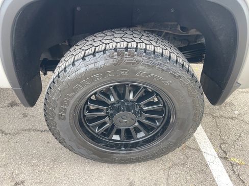 Used 2022 Chevrolet Silverado 2500 LTZ w/ Snow Plow Prep/Camper Package image 14