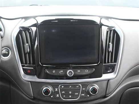 Certified 2023 Chevrolet Traverse LT image 28