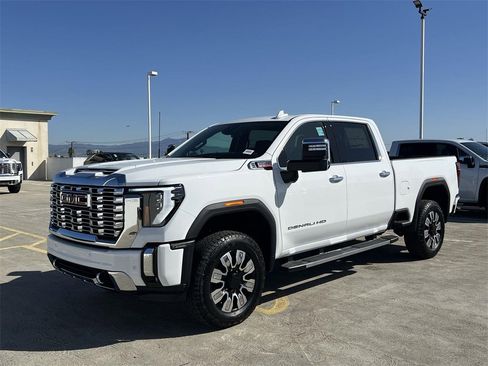 New 2026 GMC Sierra 3500 Denali image 8
