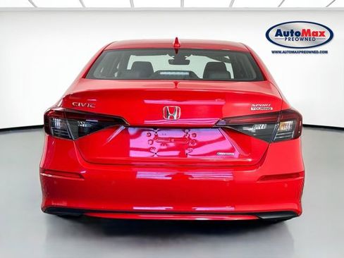 Used 2025 Honda Civic Sport Touring image 8