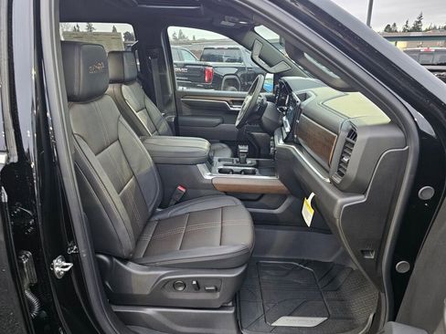 New 2026 Chevrolet Silverado 1500 High Country w/ High Country Premium Package image 30
