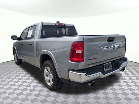 Used 2025 RAM 1500 4x4 Crew Cab image 5