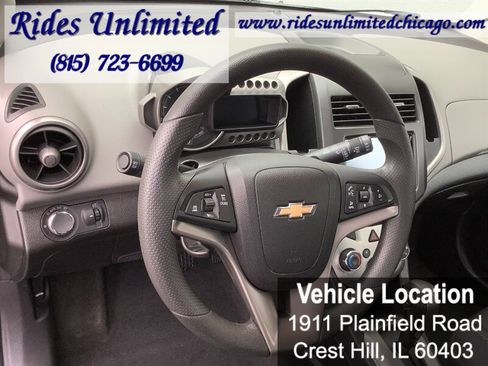 Used 2016 Chevrolet Sonic LT FWD image 15