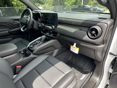 New 2026 Chevrolet Colorado Trail Boss AWD/4WD image 36