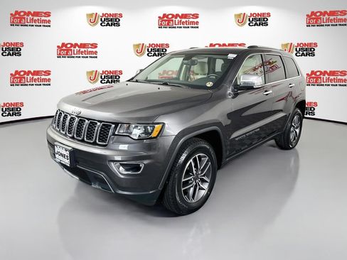 Used 2020 Jeep Grand Cherokee Limited AWD/4WD image 14