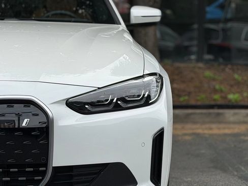 Used 2023 BMW i4 eDrive35 w/ Premium Package RWD image 5