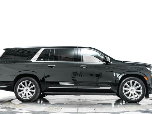 Used 2023 Cadillac Escalade ESV Premium Luxury Platinum AWD/4WD image 49