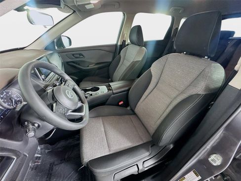 Used 2021 Nissan Rogue S FWD image 12