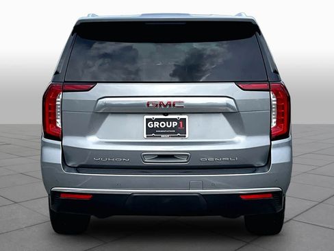 Used 2023 GMC Yukon Denali AWD/4WD image 5