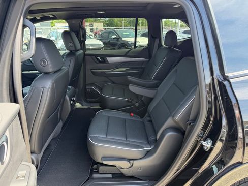 New 2026 Buick Enclave Sport Touring w/ Power Package FWD image 18