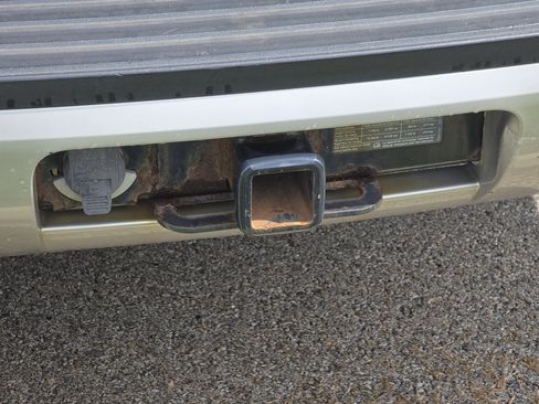 Used 2007 Chevrolet Suburban LT image 8
