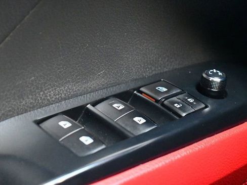 Used 2020 Toyota Camry XSE image 18