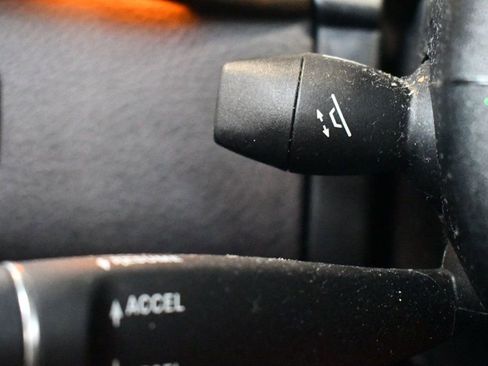 Used 2014 Mercedes-Benz GL 450 4MATIC image 70