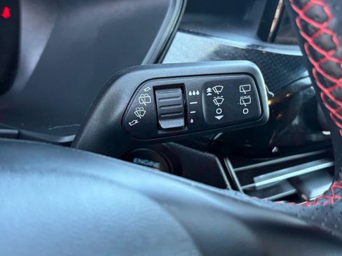 Used 2025 Ford Escape ST-Line FWD image 15