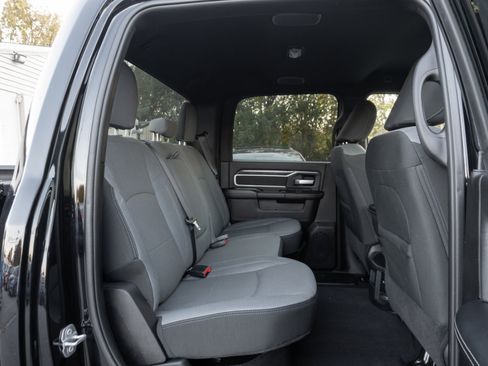 Used 2024 RAM 2500 Big Horn w/ Bed Utility Group image 33