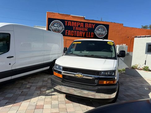 Used 2023 Chevrolet Express 2500 w/ Driver Convenience Package RWD image 1