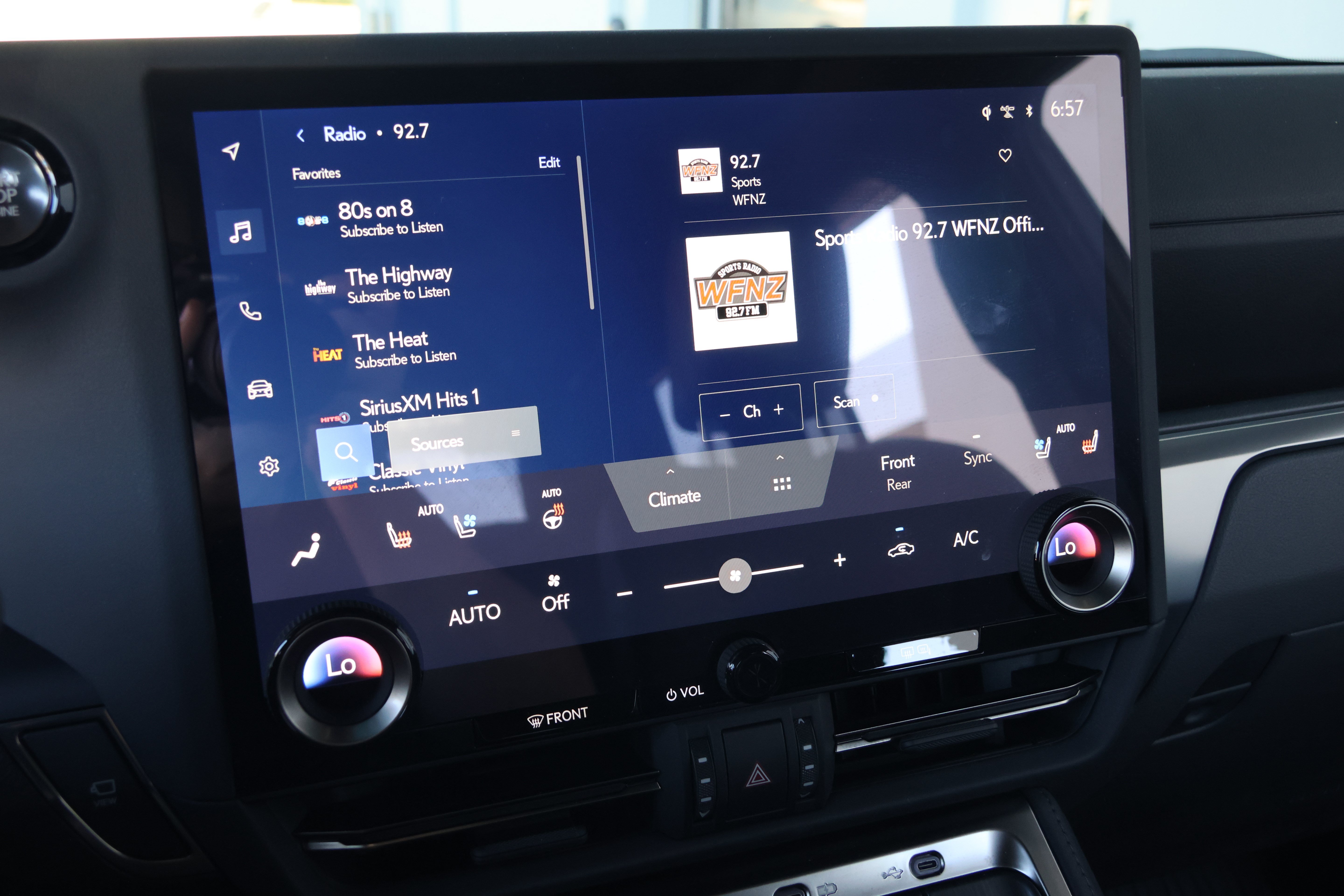 Used 2025 Lexus GX 550 AWD/4WD image 20