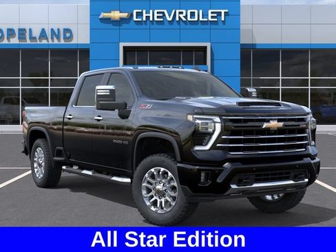 New 2026 Chevrolet Silverado 2500 LT w/ Z71 Chrome Sport Edition AWD/4WD image 8