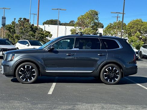 Certified 2024 Kia Telluride SX Prestige w/ Towing Package image 10