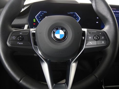 Certified 2025 BMW X2 xDrive28i image 21