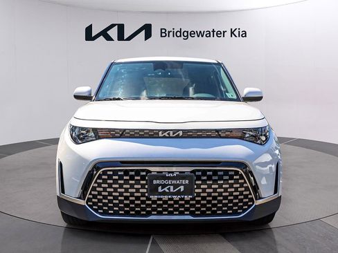 Certified 2024 Kia Soul EX w/ Option Group 015 FWD image 2