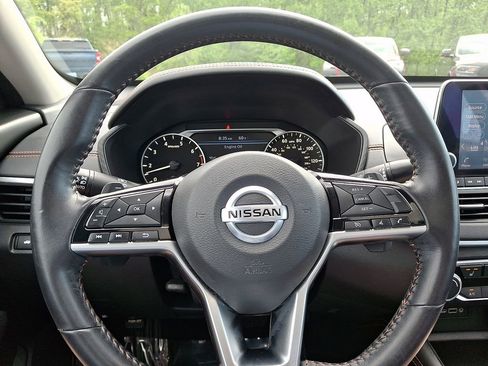 Used 2021 Nissan Altima 2.5 SR w/ SR Premium Package FWD image 19
