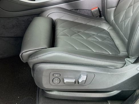 New 2026 BMW X5 xDrive40i w/ M Sport Package image 21
