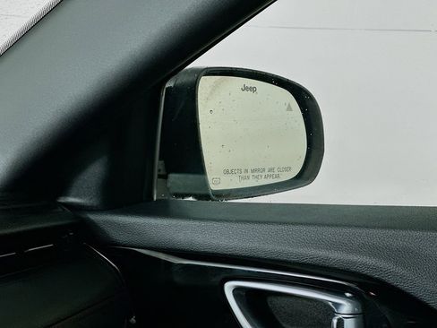 Certified 2025 Jeep Compass Trailhawk w/ Trailhawk Elite Group image 29