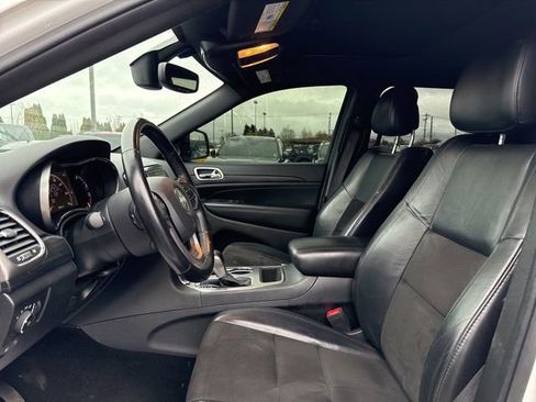 Used 2020 Jeep Grand Cherokee Altitude AWD/4WD image 22