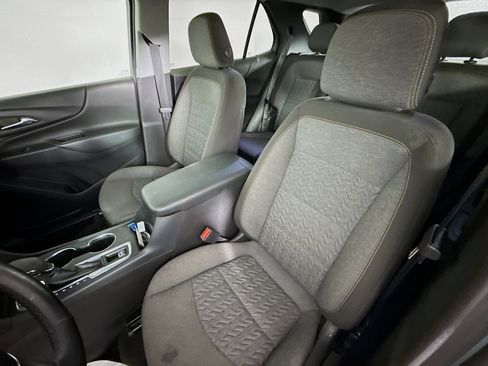 Used 2024 Chevrolet Equinox LT image 25