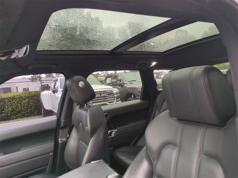 Used 2015 Land Rover Range Rover Sport Supercharged image 23