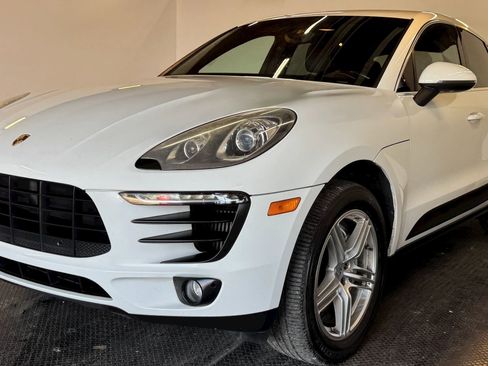 Used 2015 Porsche Macan S image 4
