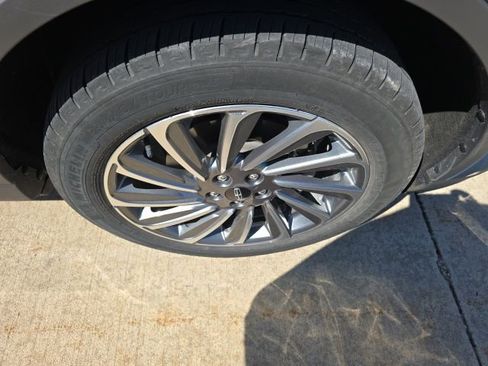 Used 2023 Lincoln Corsair Reserve image 39