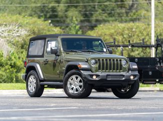Used 2023 Jeep Wrangler Sport AWD/4WD video 2