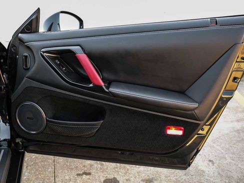 Used 2014 Nissan GT-R Black Edition image 53