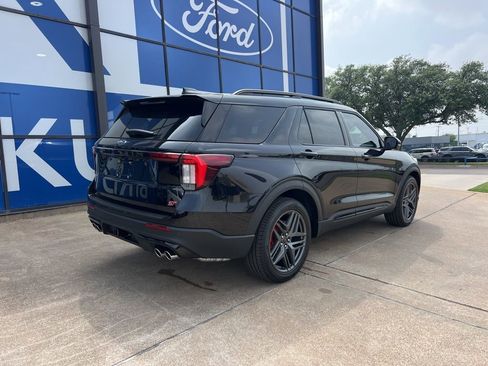 New 2026 Ford Explorer ST AWD/4WD image 7