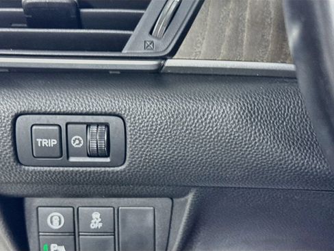 Used 2022 Honda Accord EX-L image 10