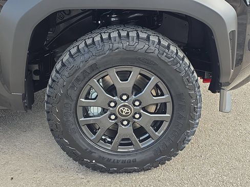 New 2026 Toyota 4Runner SR5 AWD/4WD image 27