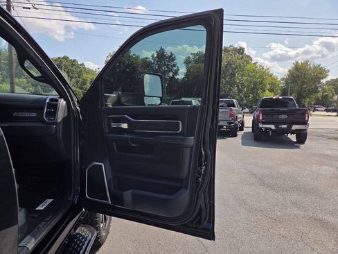 Used 2019 RAM 2500 Laramie w/ Night Edition AWD/4WD image 20