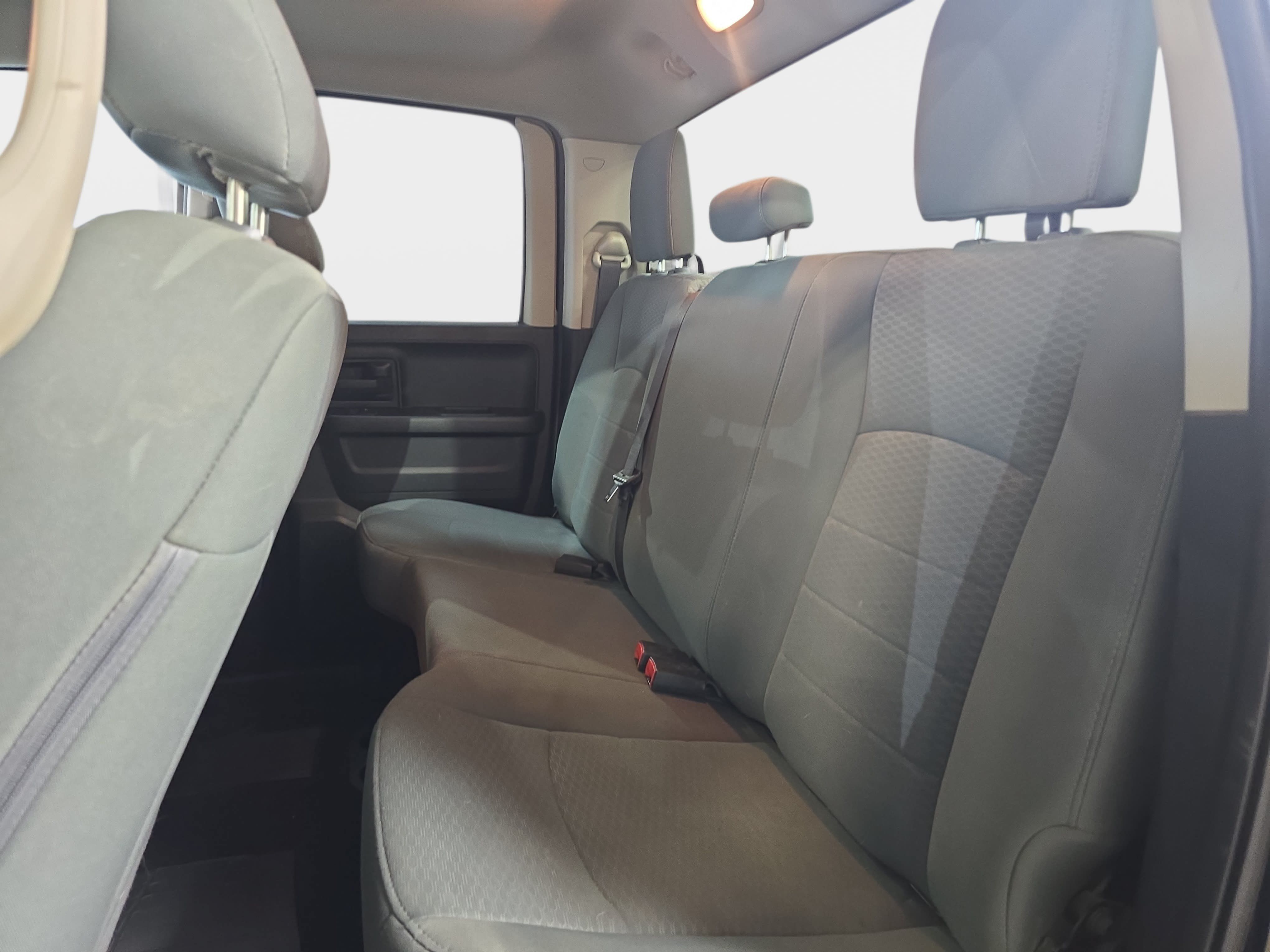 Used 2018 RAM 1500 Express w/ Express Value Package AWD/4WD image 11