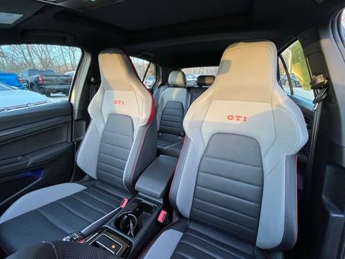 Certified 2024 Volkswagen GTI SE w/ SE Leather Seats Package image 38
