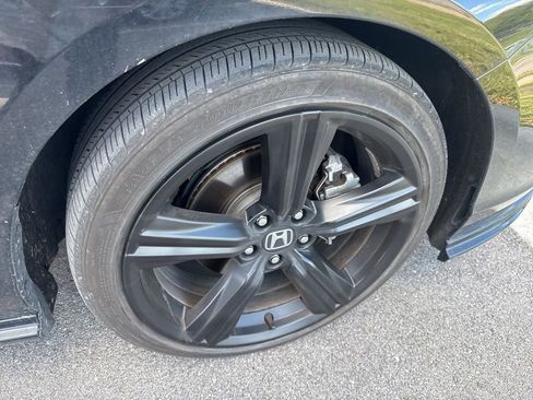 Used 2024 Honda Accord Sport image 13