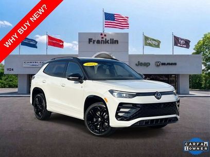 Used 2025 Volkswagen Tiguan SE R-Line
