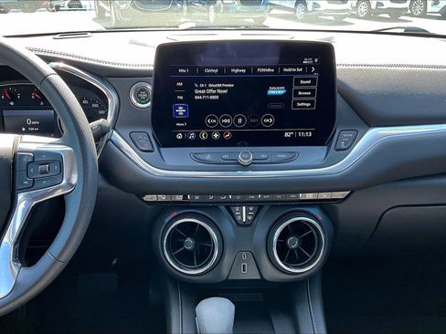 Certified 2024 Chevrolet Blazer LT w/ Convenience Package FWD image 15