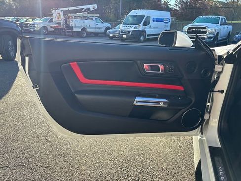 Used 2022 Ford Mustang GT Premium w/ Equipment Group 401A image 14